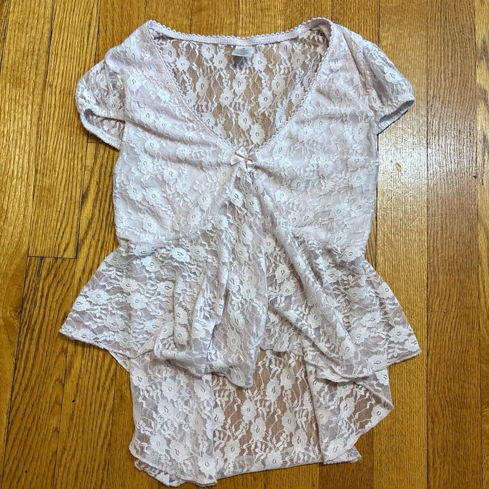 Soft Lace Peplum Blouse in Light Pink